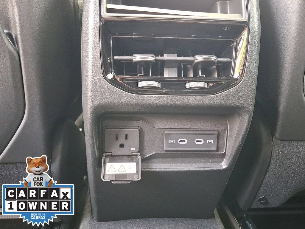Used 2026 Jeep Grand Cherokee Altitude AWD/4WD image 11