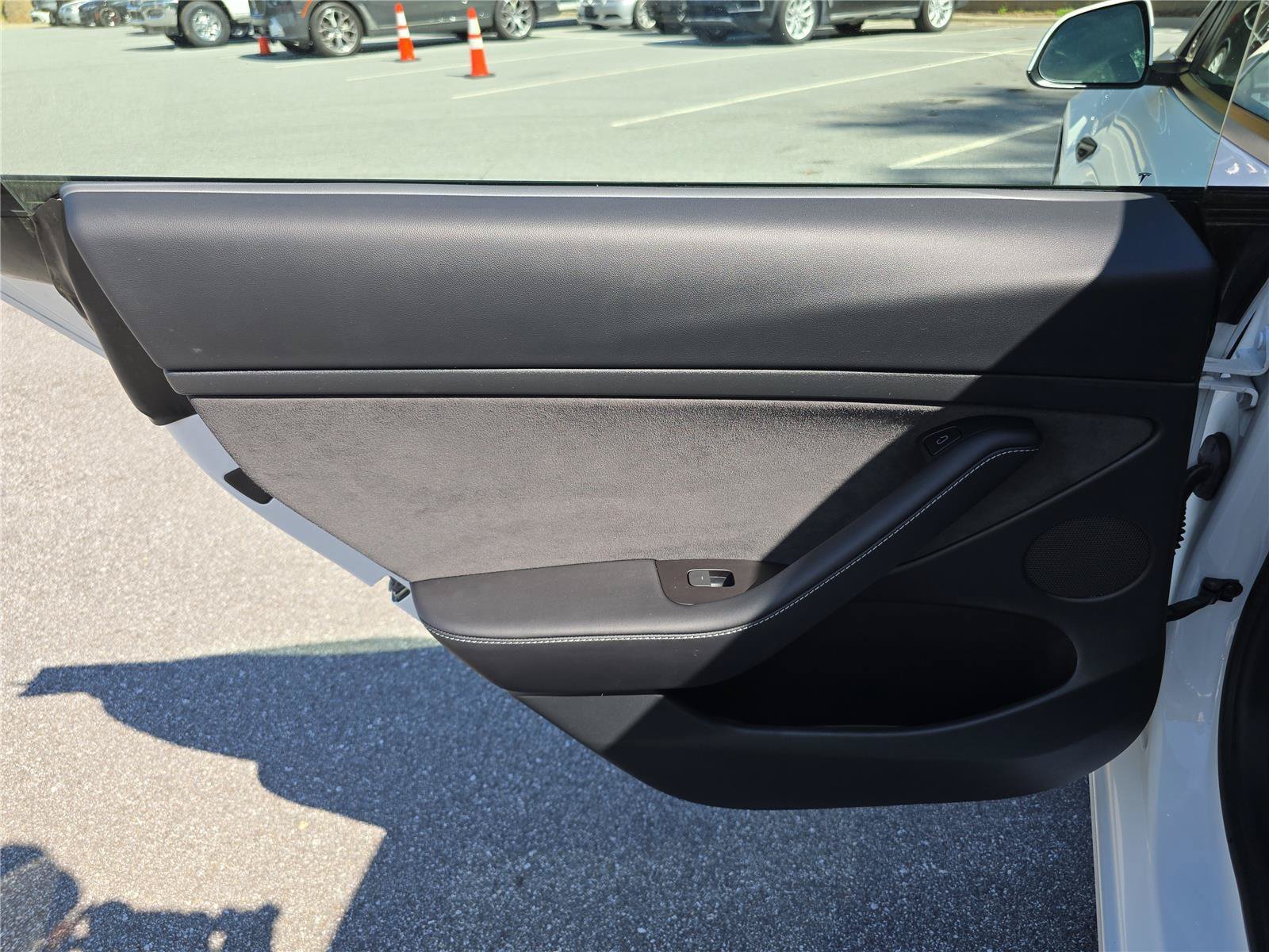 Used 2021 Tesla Model 3 Standard Range Plus RWD image 13