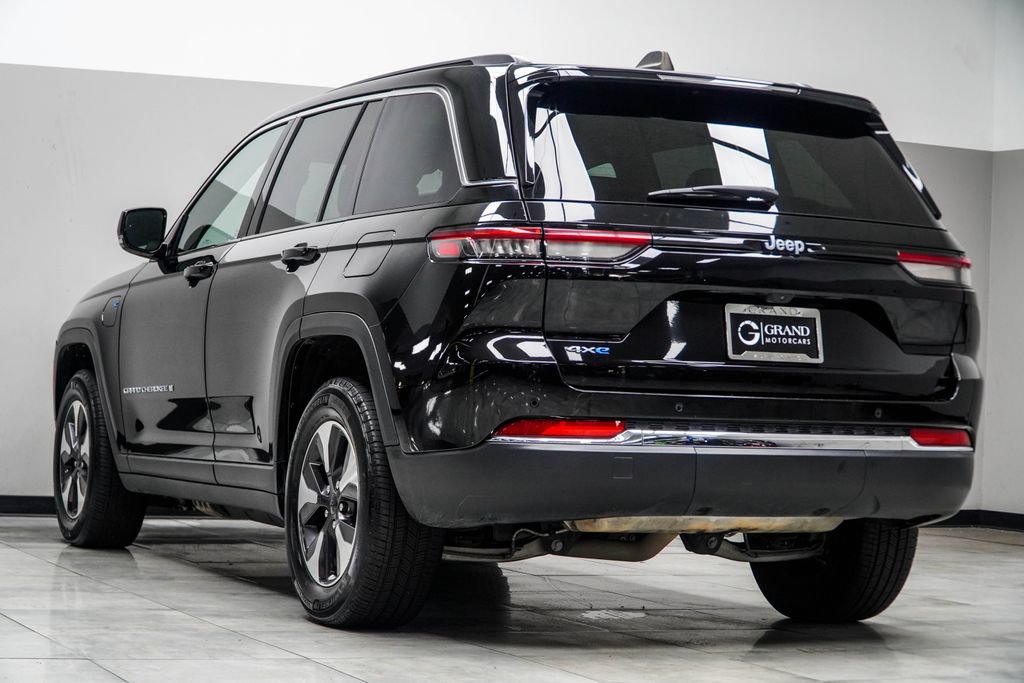 Used 2024 Jeep Grand Cherokee Limited 4xe AWD/4WD image 13