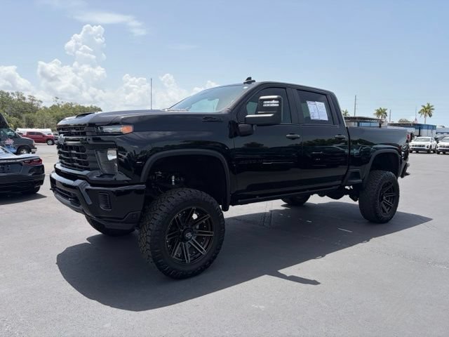 Used 2024 Chevrolet Silverado 2500 Custom w/ Custom Value Package AWD/4WD image 3