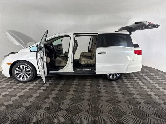 Used 2024 Honda Odyssey EX-L image 11