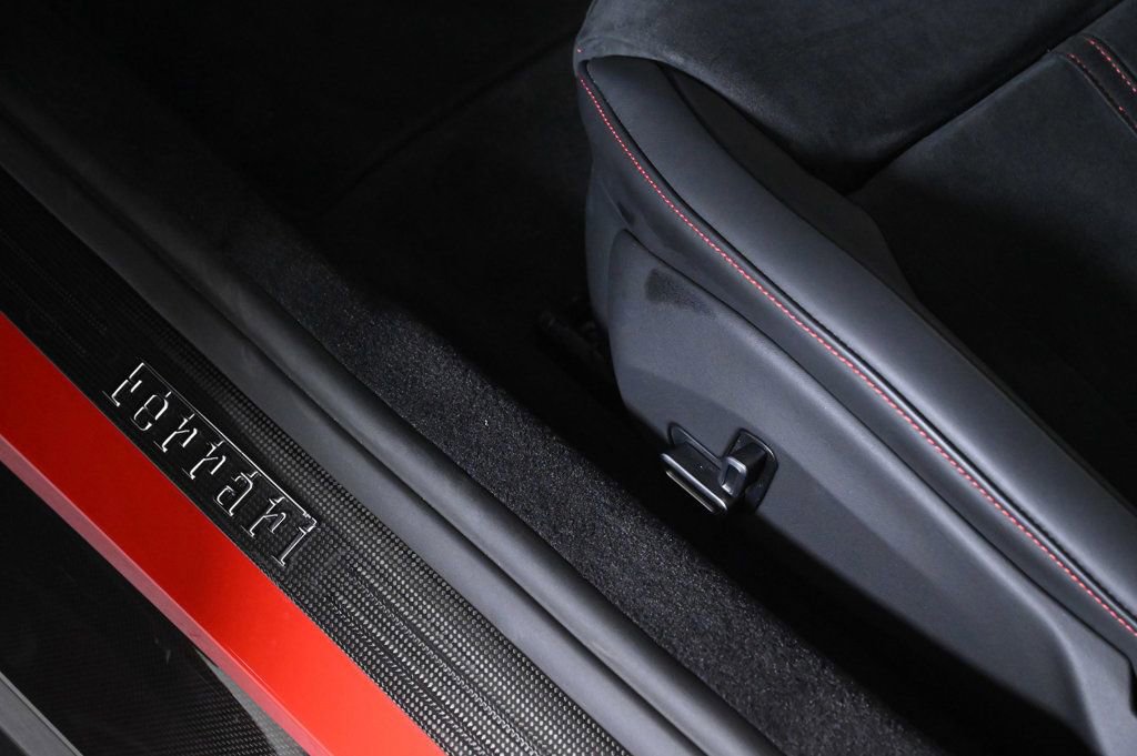 Certified 2025 Ferrari 12Cilindri image 23