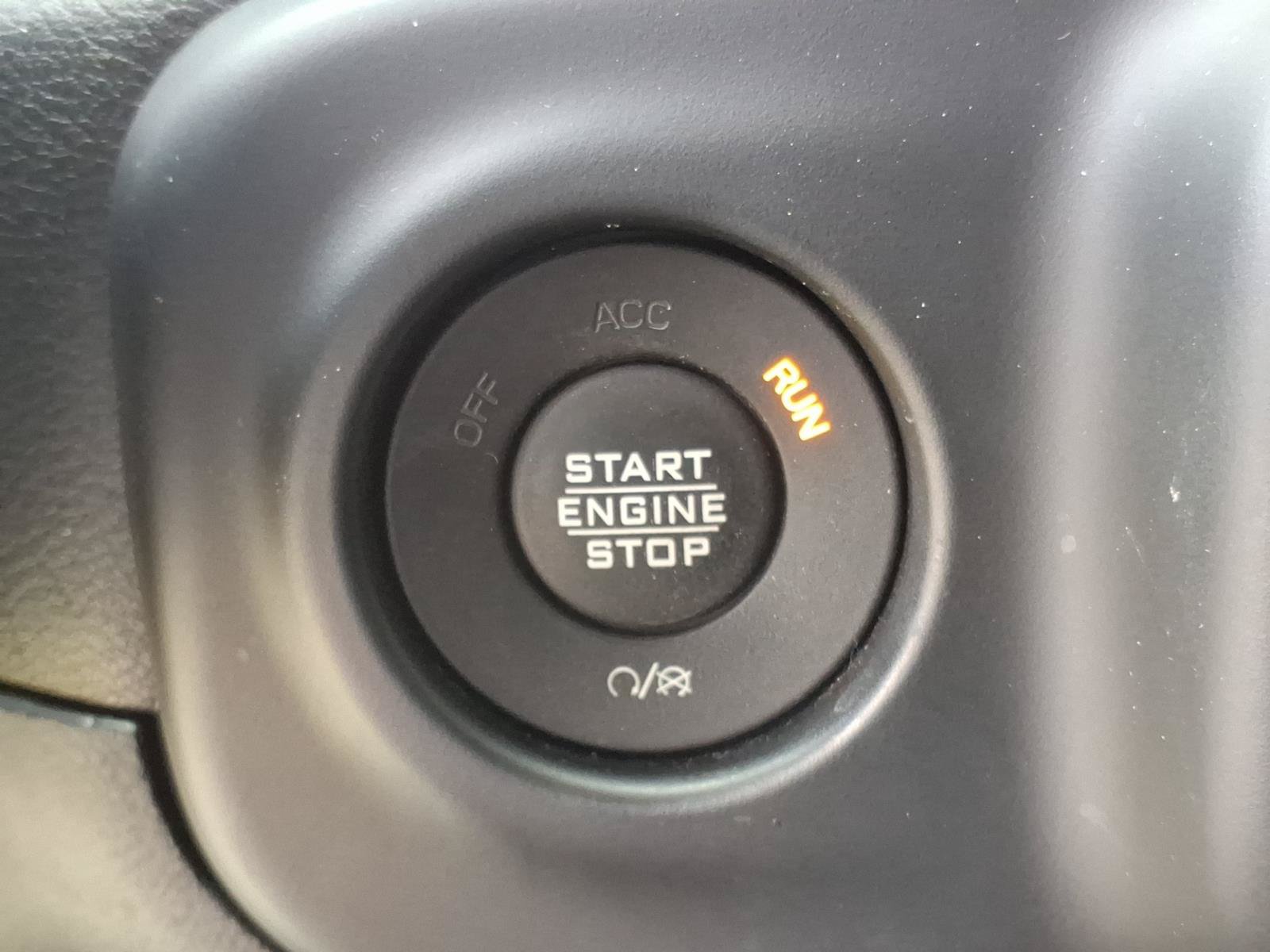 Used 2023 Jeep Gladiator Mojave w/ Cold Weather Group AWD/4WD image 27