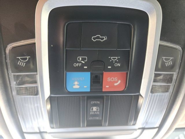 Used 2024 RAM 2500 Laramie w/ Safety Group AWD/4WD image 32