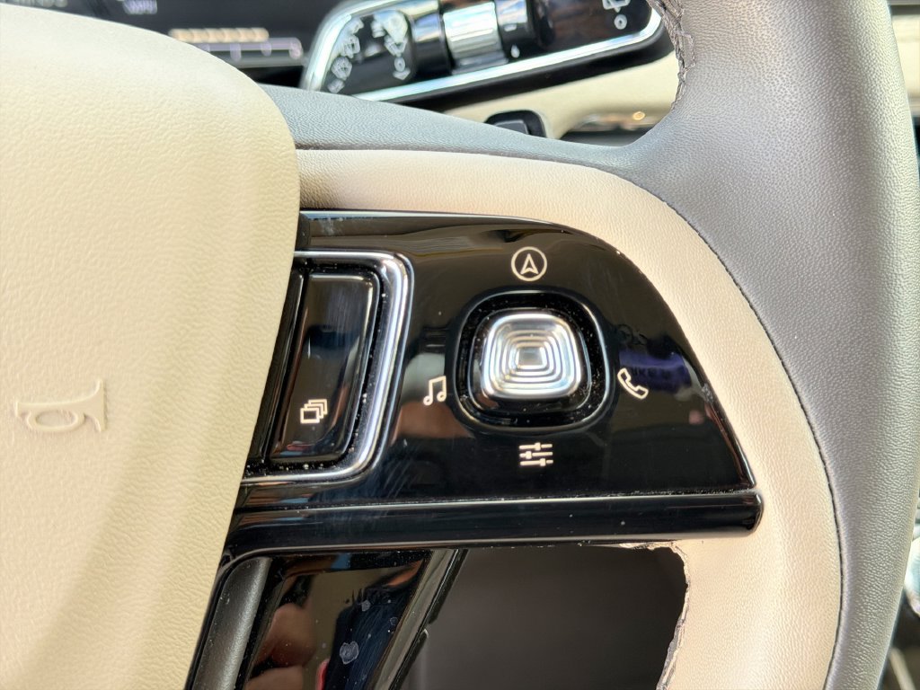 Used 2022 Lincoln Corsair FWD image 26