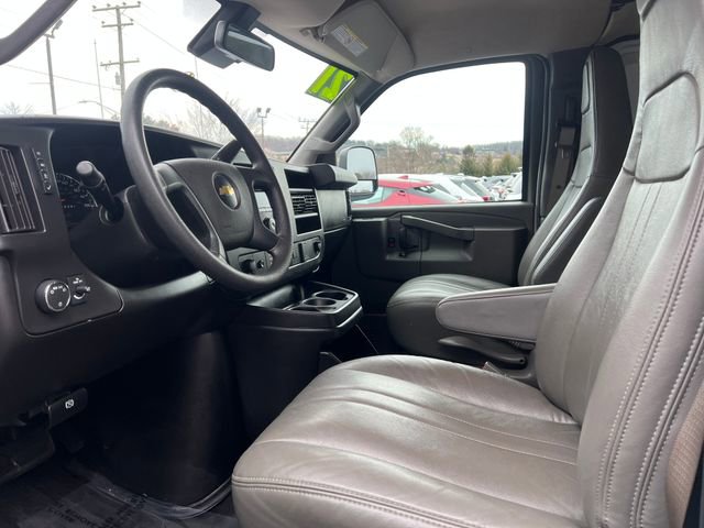 Used 2021 Chevrolet Express 2500 Extended image 24