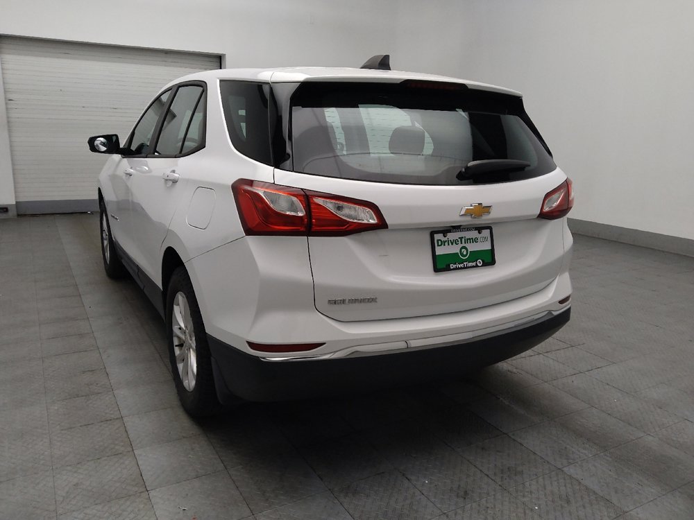 Used 2018 Chevrolet Equinox LS FWD image 5