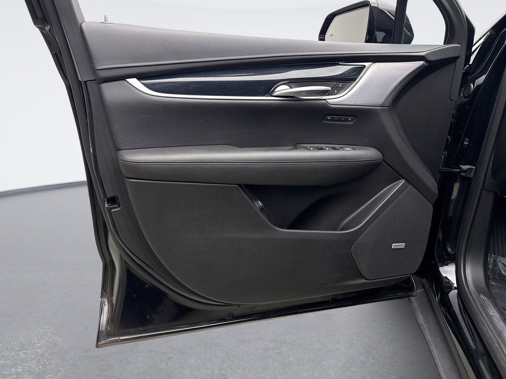 Used 2024 Cadillac XT5 Premium Luxury image 9