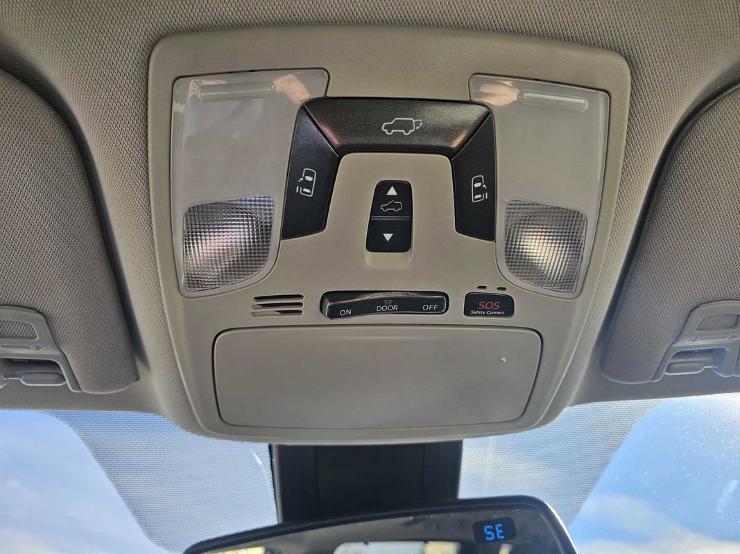 Used 2018 Toyota Sienna XLE FWD image 21