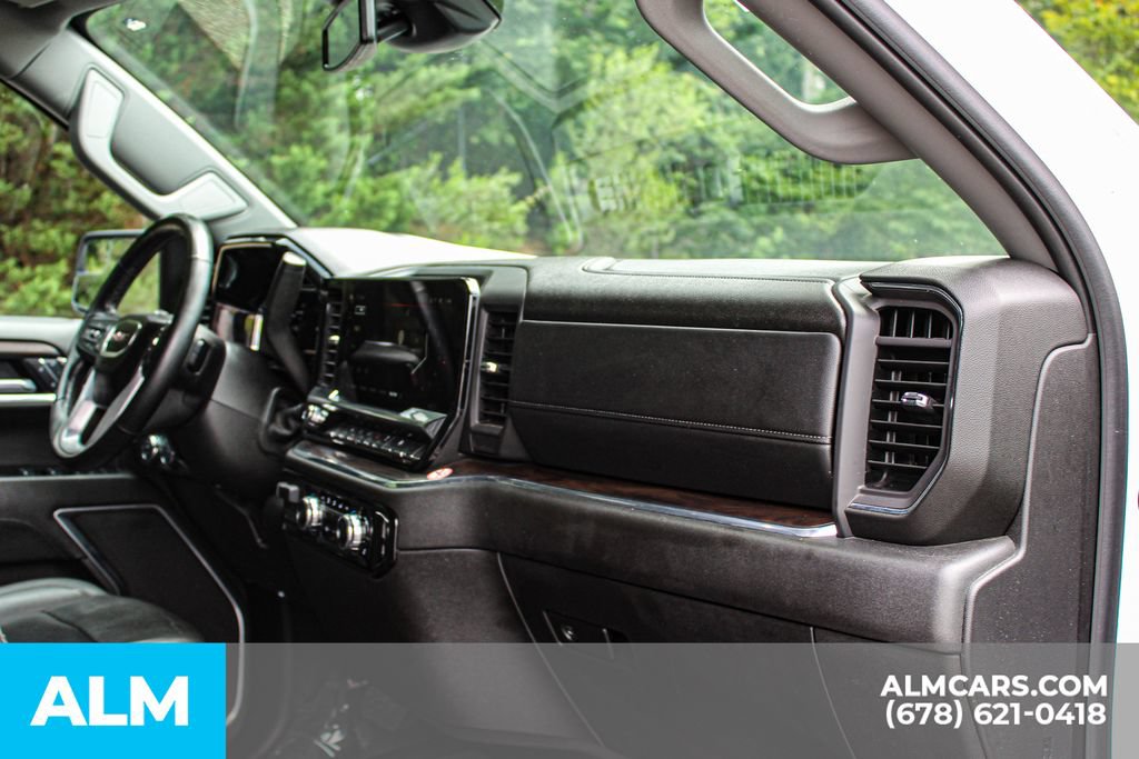 Used 2025 GMC Sierra 1500 SLT RWD image 22