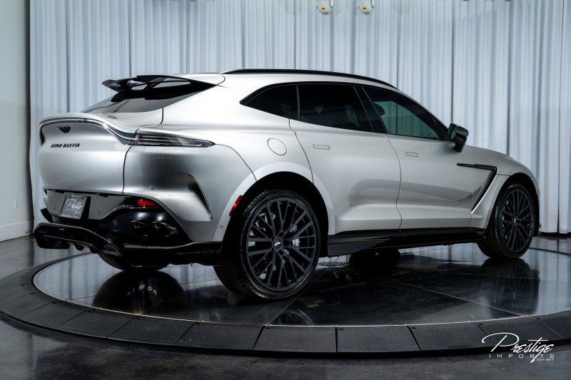 Used 2025 Aston Martin DBX 707 image 18