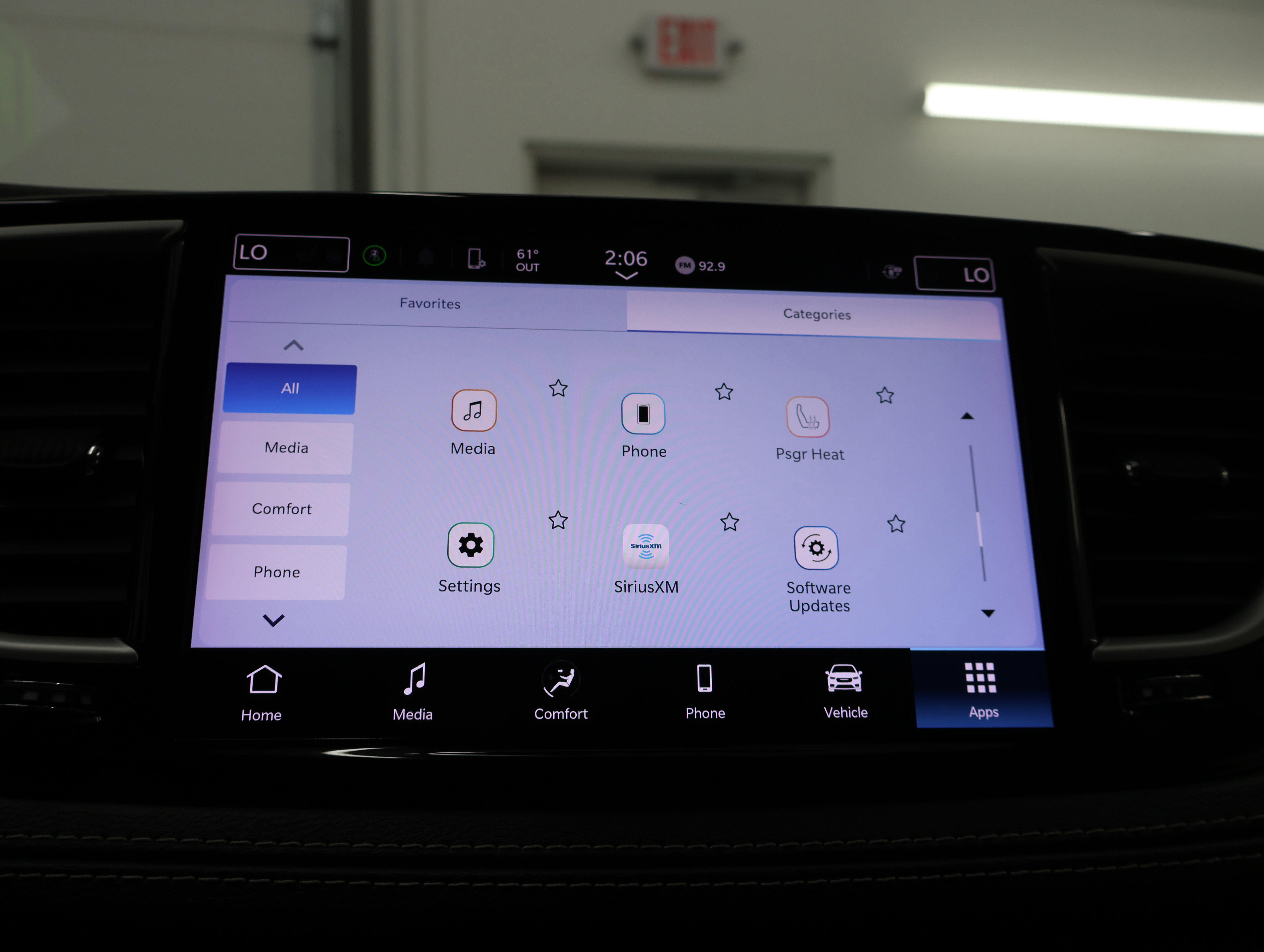 Used 2023 Chrysler Pacifica Touring-L AWD/4WD image 58