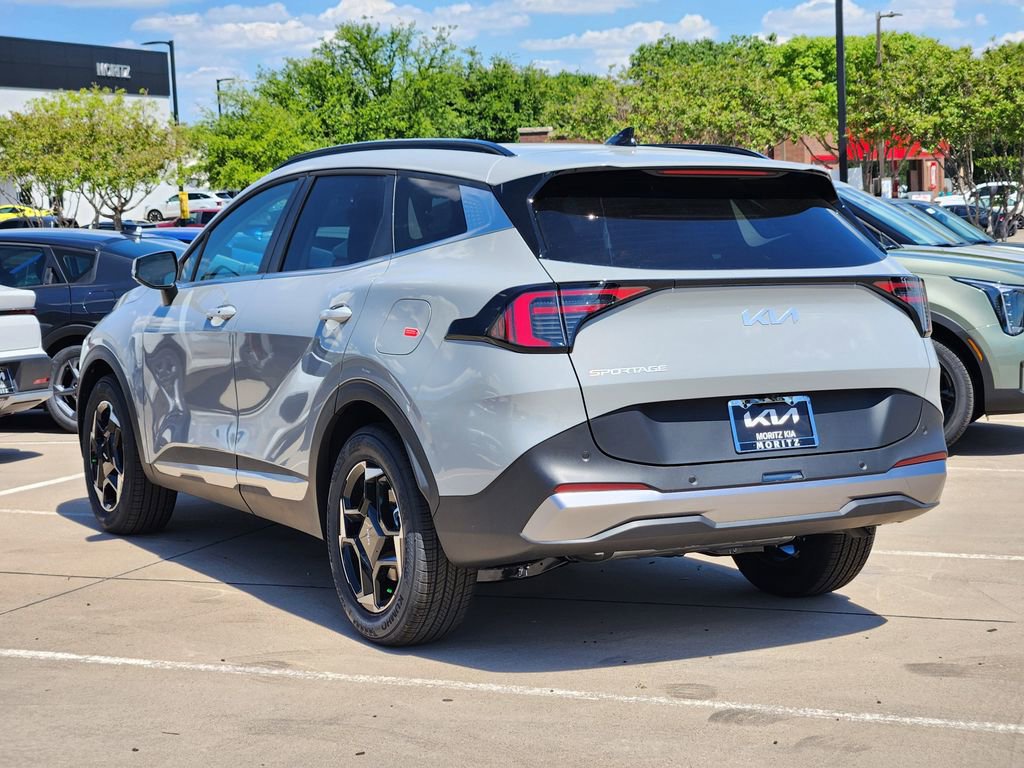 New 2026 Kia Sportage EX FWD image 3