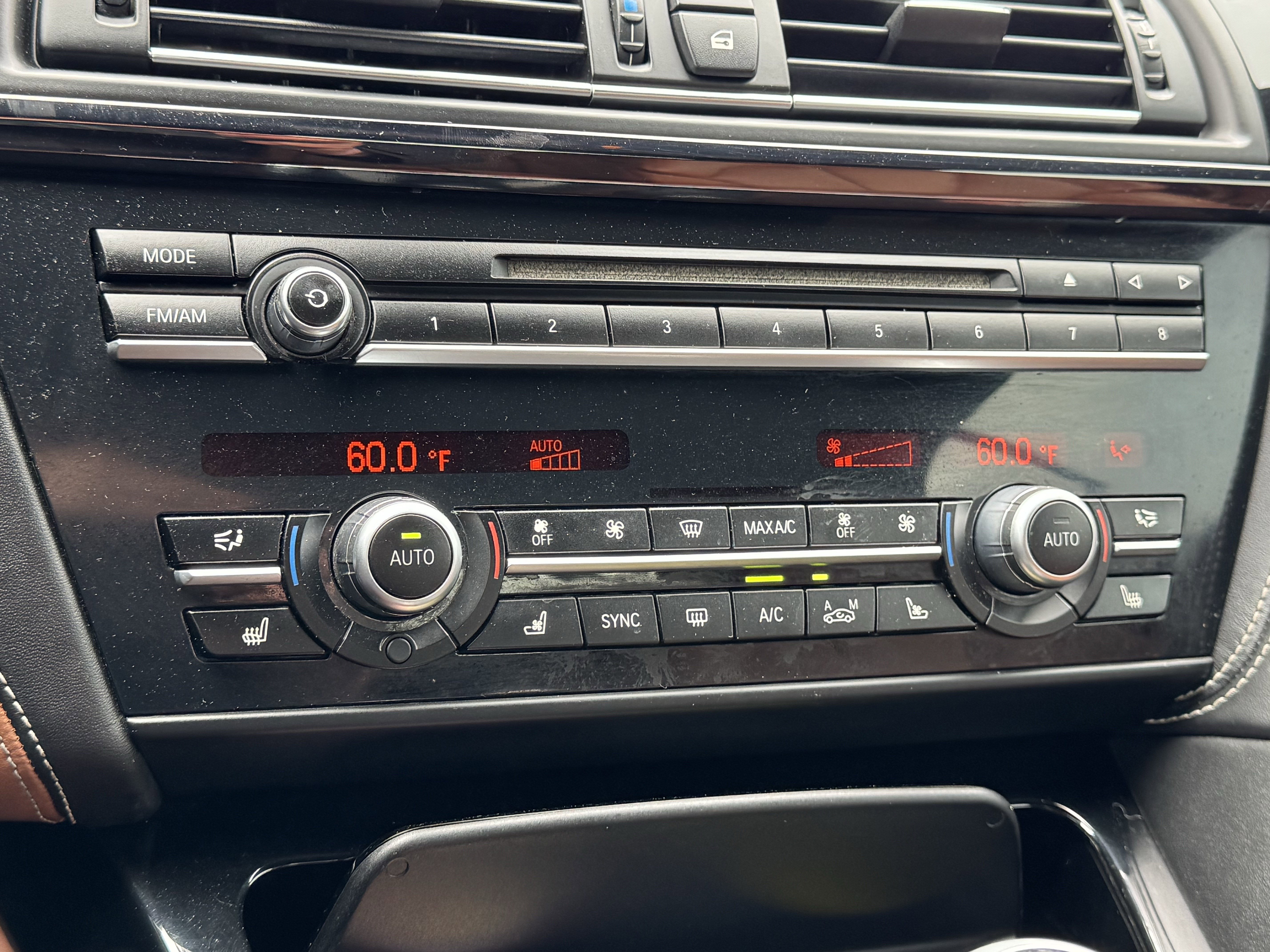 Used 2016 BMW M6 Convertible w/ Executive Package image 9