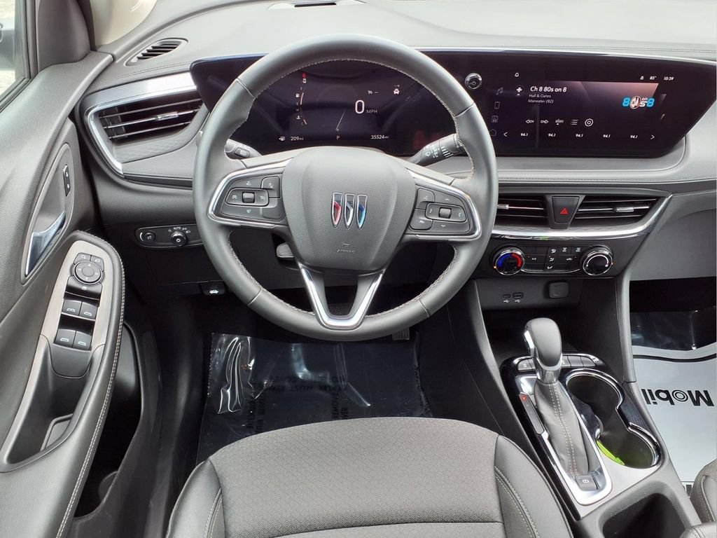 Used 2025 Buick Encore GX Preferred FWD image 9