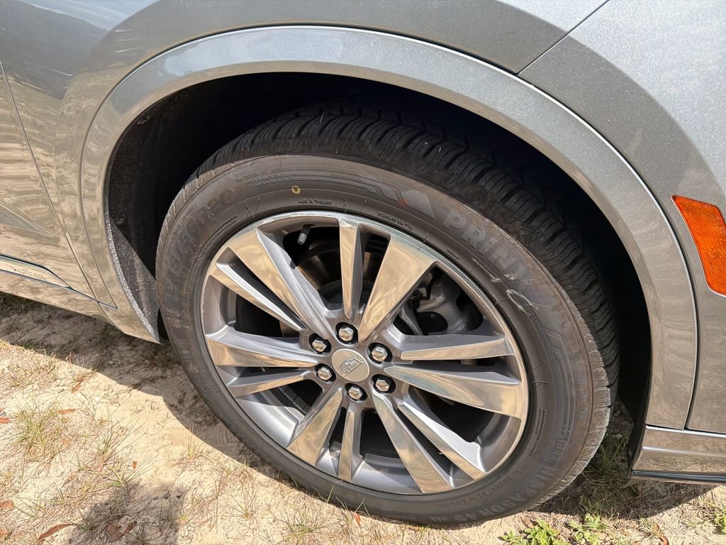 Used 2025 Cadillac XT6 Premium Luxury FWD image 20