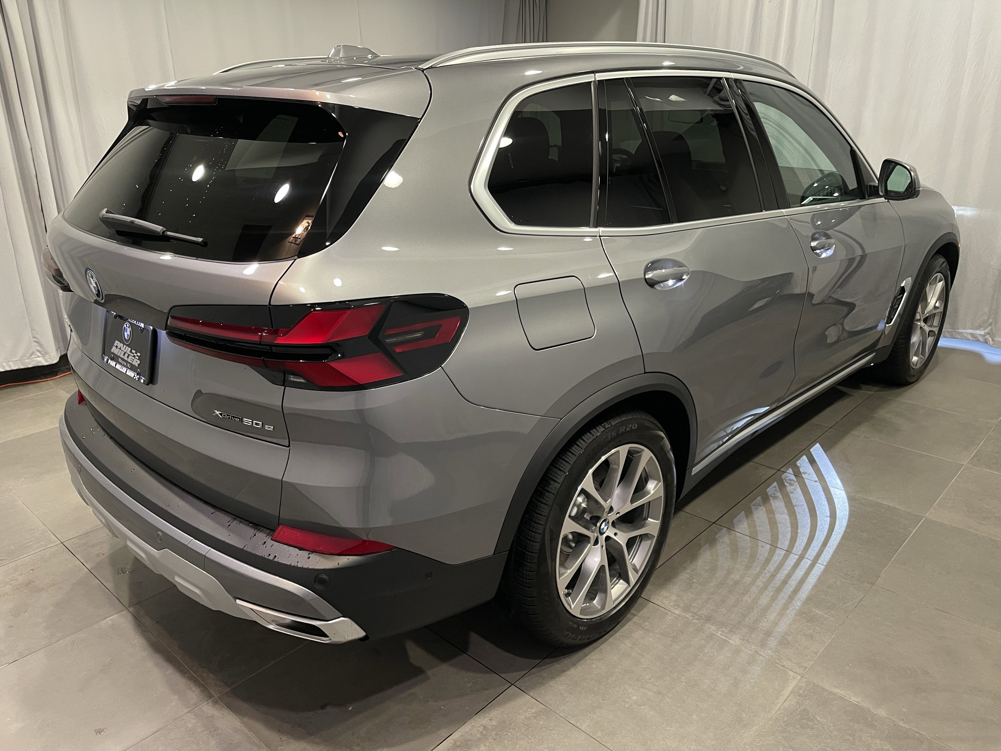 New 2026 BMW X5 xDrive50e AWD/4WD image 6