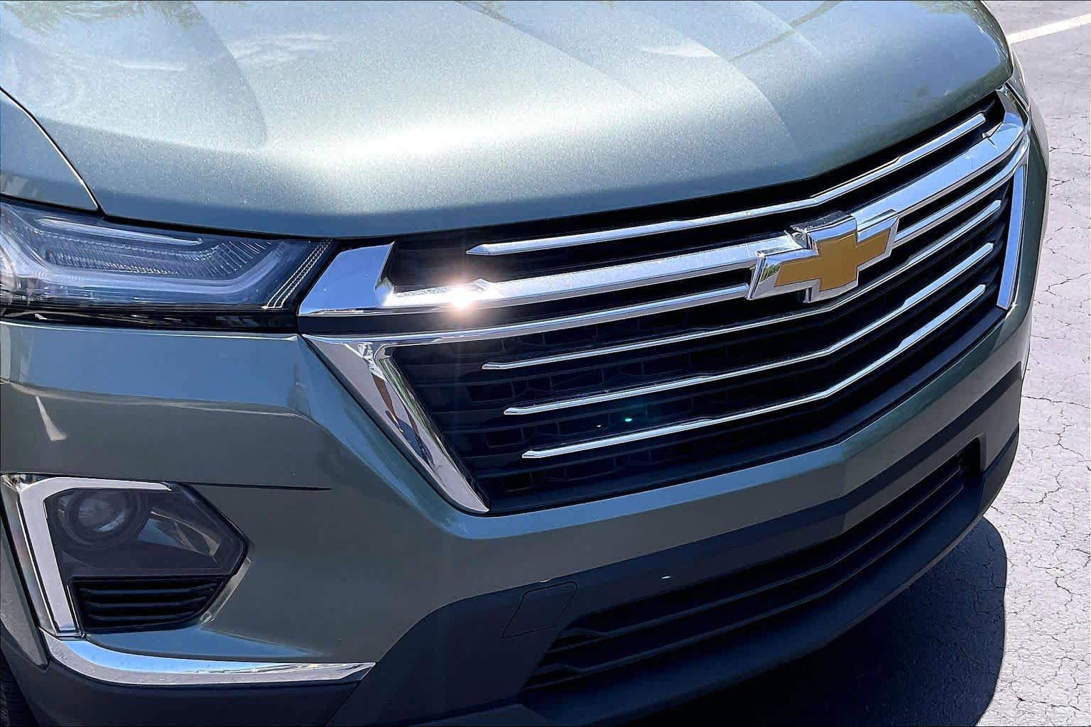 Certified 2023 Chevrolet Traverse LT FWD image 31