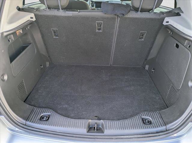 Used 2022 Chevrolet Trax LS w/ Tint and Cruise Package image 6