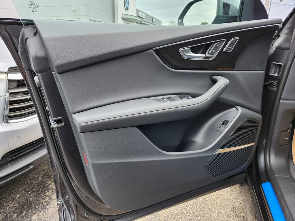 New 2026 Audi Q8 Premium Plus image 14