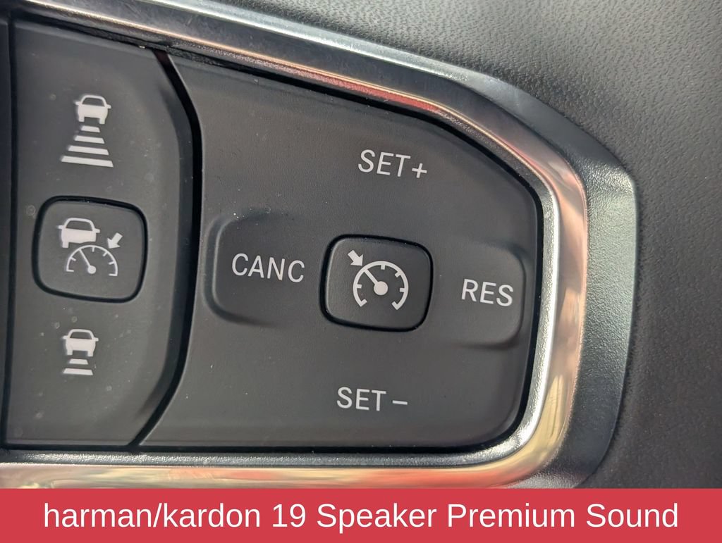 Used 2025 RAM 1500 Laramie w/ Night Edition AWD/4WD image 17