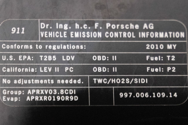 Used 2010 Porsche 911 Carrera RWD image 35