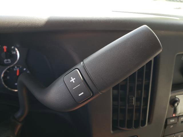 Used 2014 Chevrolet Express 2500 image 22