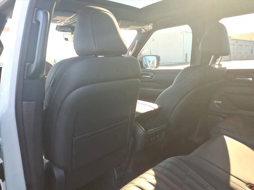 New 2026 Nissan Armada PRO-4X image 32