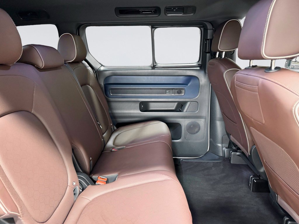 Used 2025 Volkswagen ID. Buzz Pro S image 21