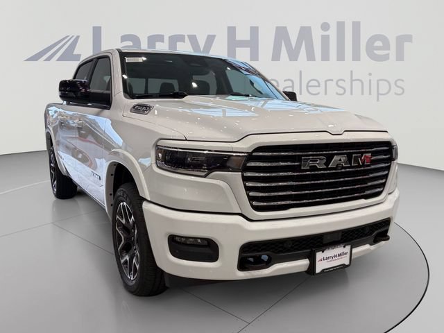 New 2027 RAM 1500 Laramie w/ Laramie Preferred Package AWD/4WD image 7