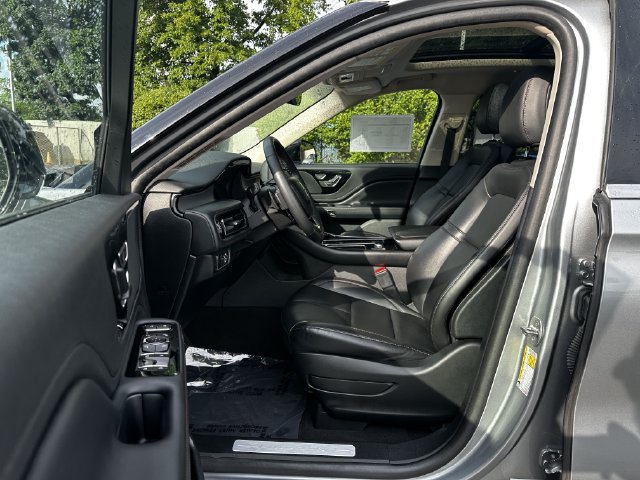 Certified 2023 Lincoln Aviator AWD w/ Premium Package image 19