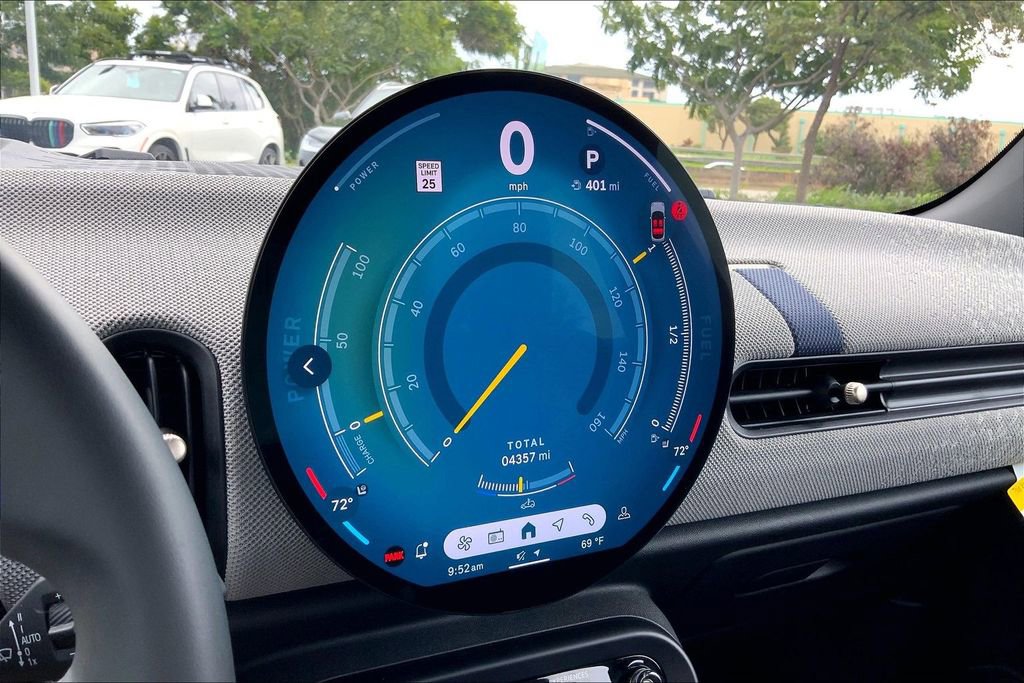 Certified 2025 MINI Cooper S image 22