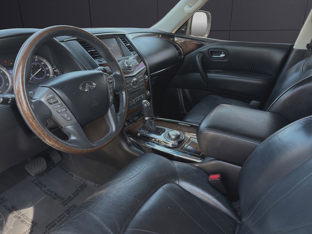 Used 2014 INFINITI QX80 4WD w/ Deluxe Touring Package image 12