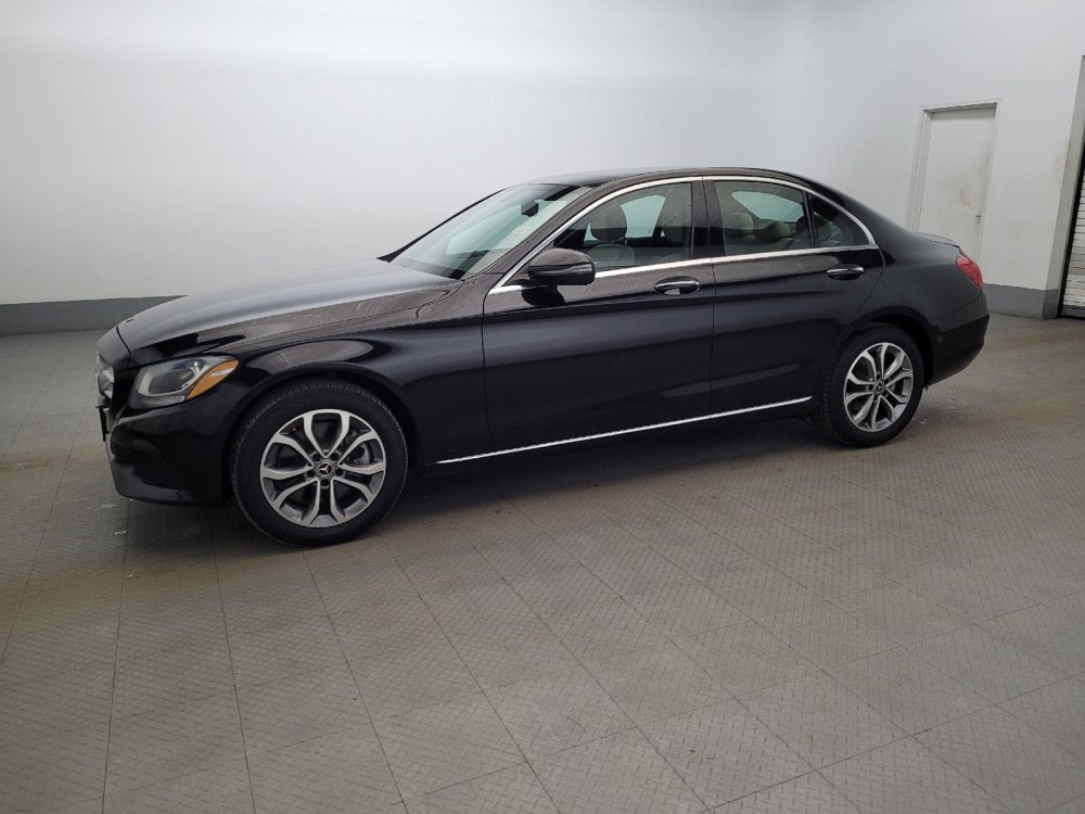 Used 2018 Mercedes-Benz C 300 4MATIC Sedan w/ Premium Package image 2
