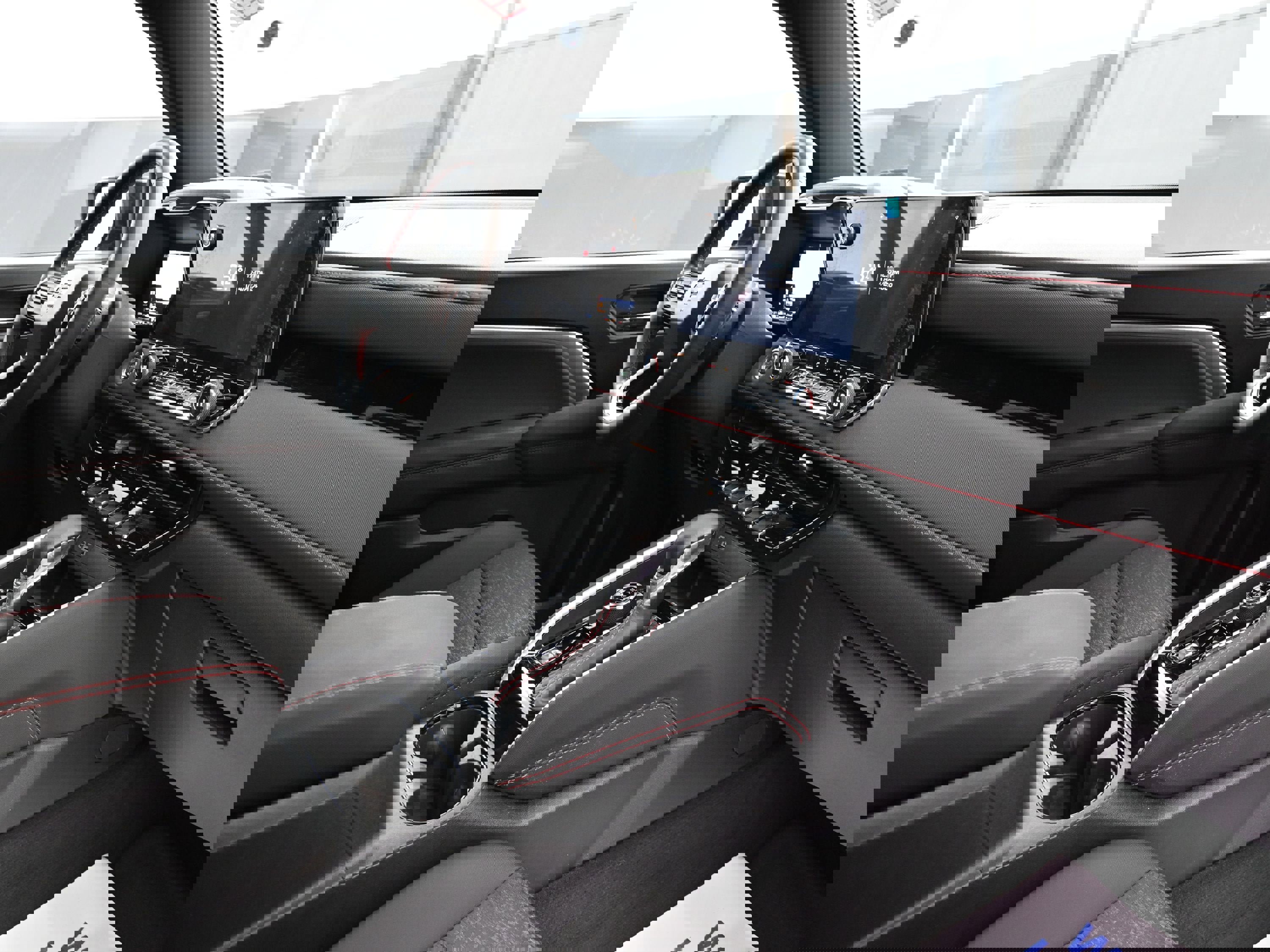 Used 2024 Chevrolet Colorado Z71 w/ Z71 Convenience Package 2 image 31