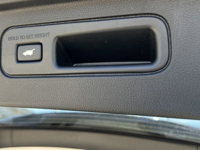 New 2025 Honda Pilot Touring image 24