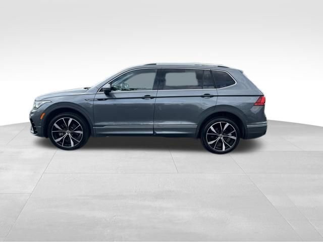 Used 2023 Volkswagen Tiguan SEL R-Line AWD/4WD image 4