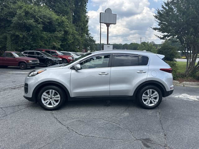 Used 2017 Kia Sportage LX w/ LX Popular Package FWD image 9