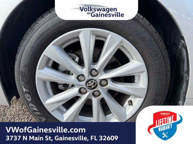 Used 2023 Toyota Corolla SE w/ SE Premium Package image 30