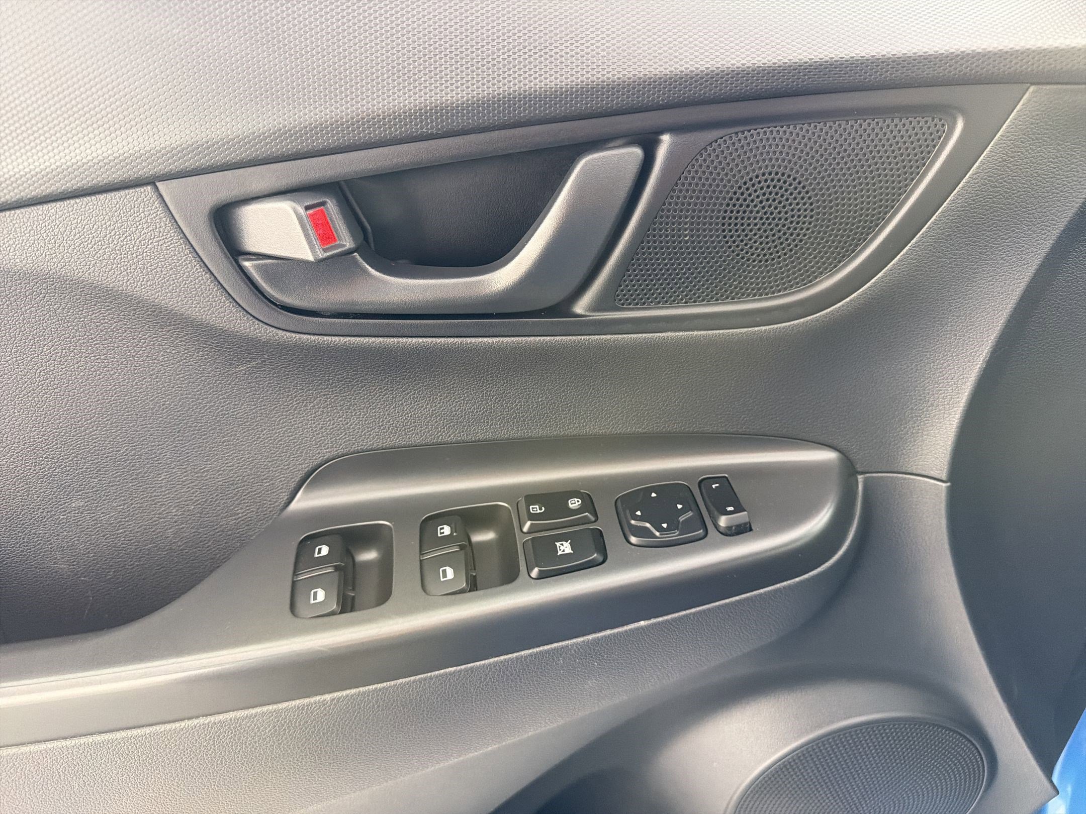Used 2021 Hyundai Kona SE FWD image 13