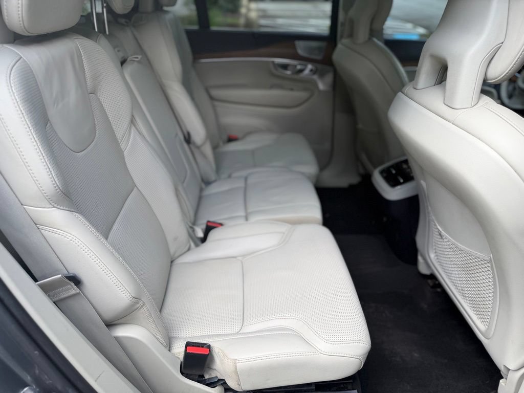 Used 2017 Volvo XC90 T6 Inscription w/ Vision Package AWD/4WD image 18