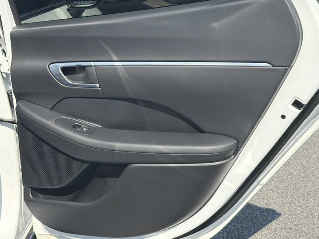 Used 2023 Hyundai Sonata SEL w/ Convenience Package FWD image 19