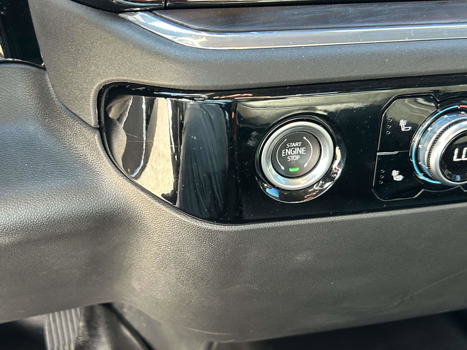 Used 2024 GMC Sierra 1500 SLT image 23