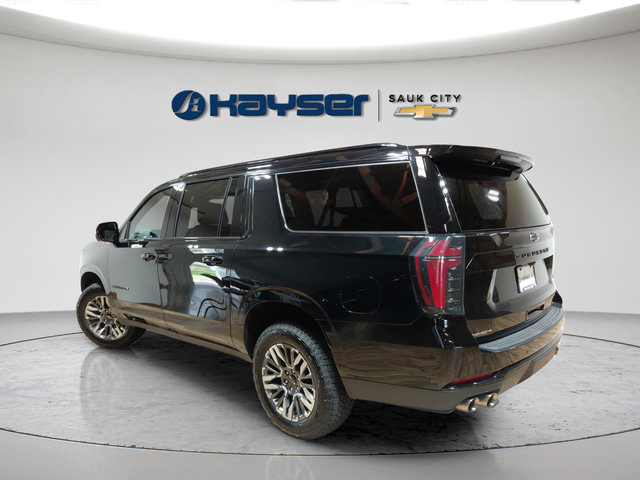 Certified 2025 Chevrolet Suburban Z71 AWD/4WD image 5