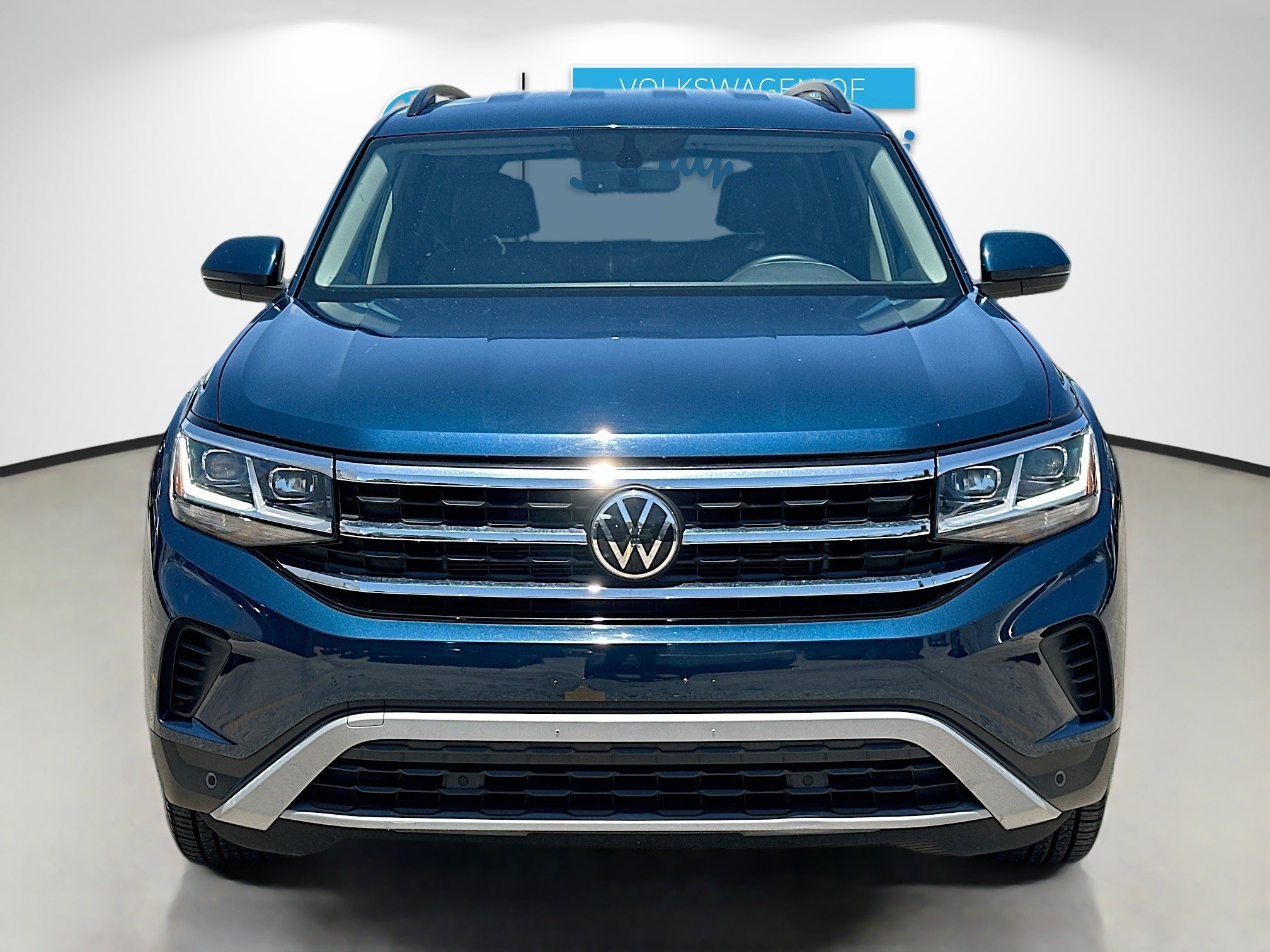 Used 2022 Volkswagen Atlas SE image 2