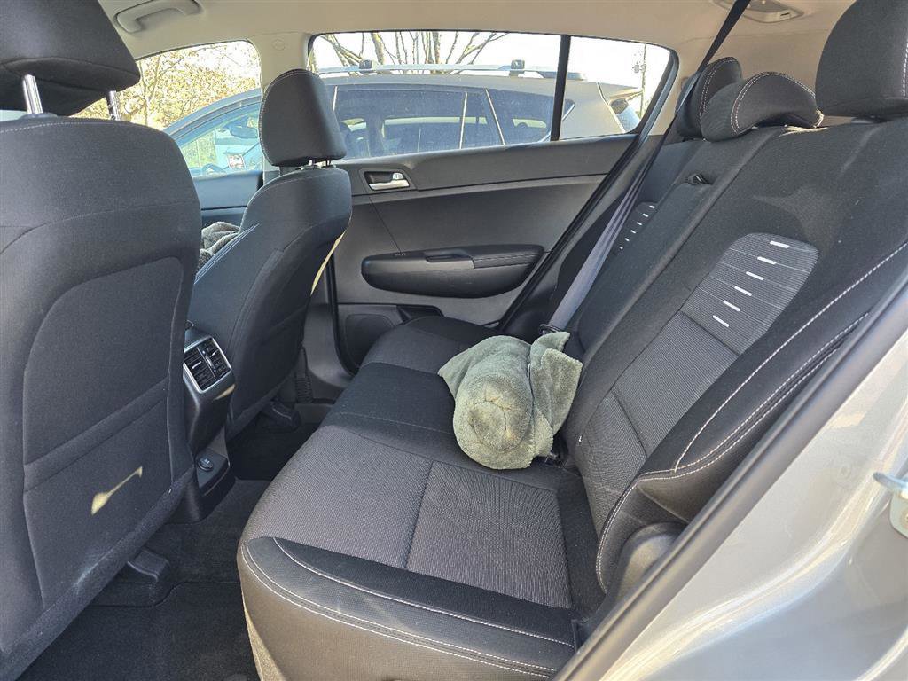 Used 2020 Kia Sportage LX w/ LX Popular Package image 11