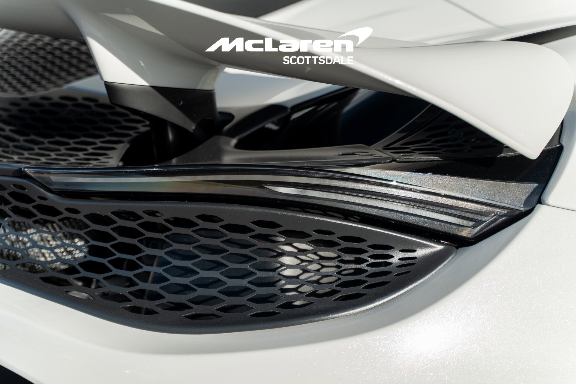Used 2026 McLaren 750S Spider RWD image 24