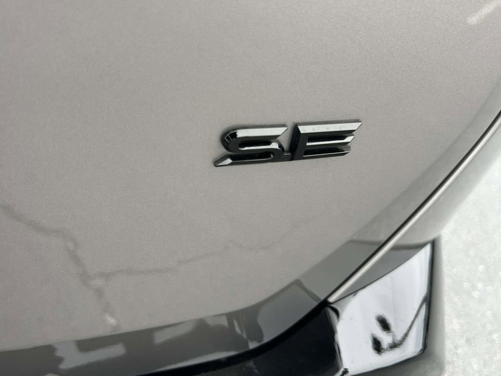 New 2026 Toyota RAV4 SE AWD/4WD image 11