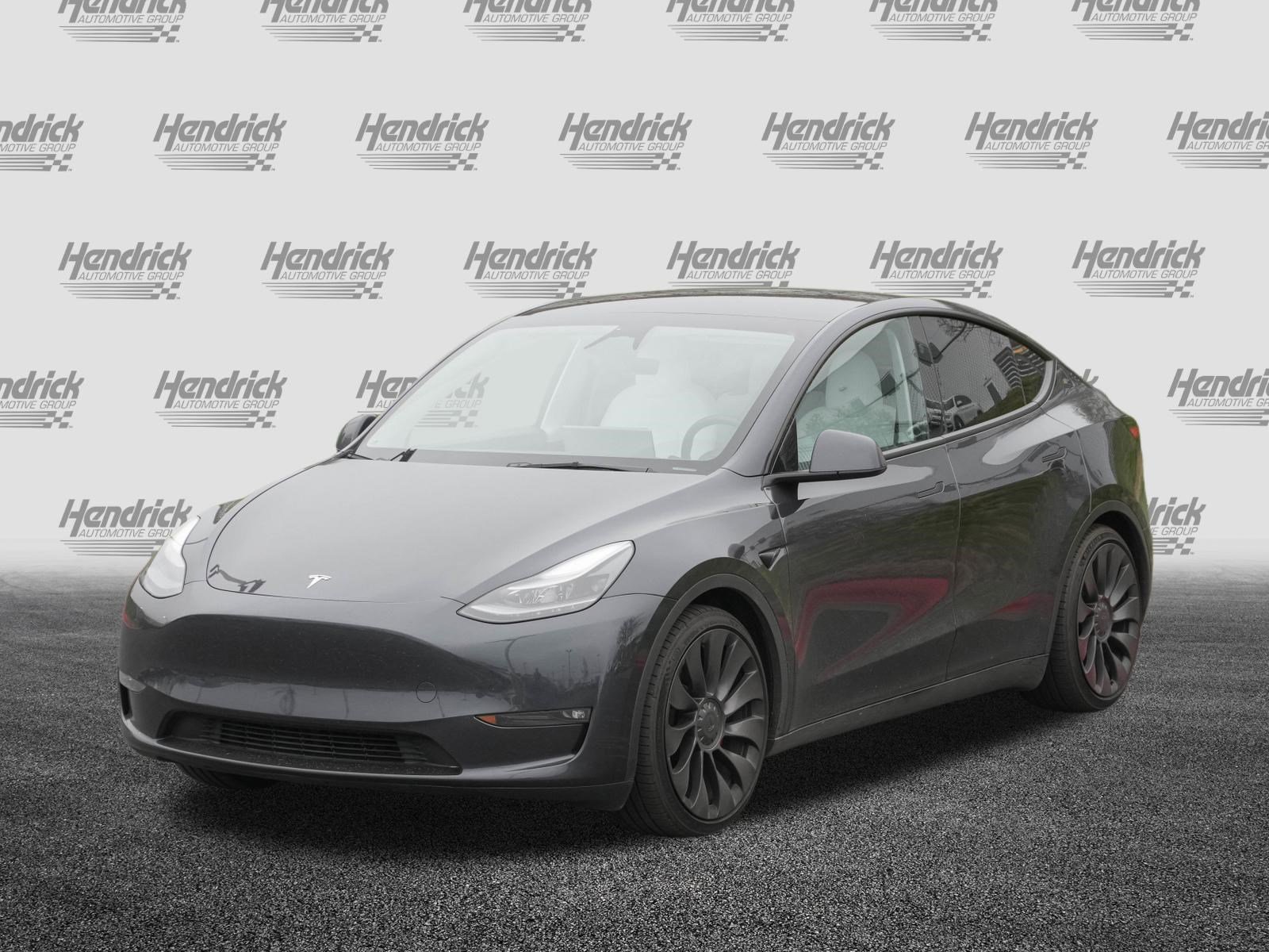 Used 2024 Tesla Model Y Performance image 5