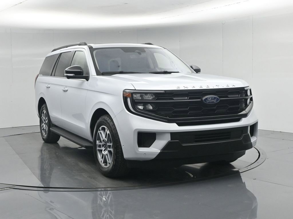 Used 2025 Ford Expedition Active AWD/4WD image 63